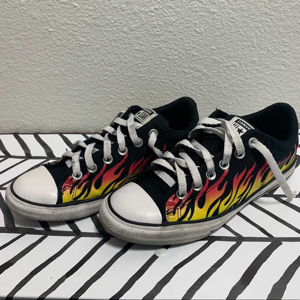 Kids Flames Converse